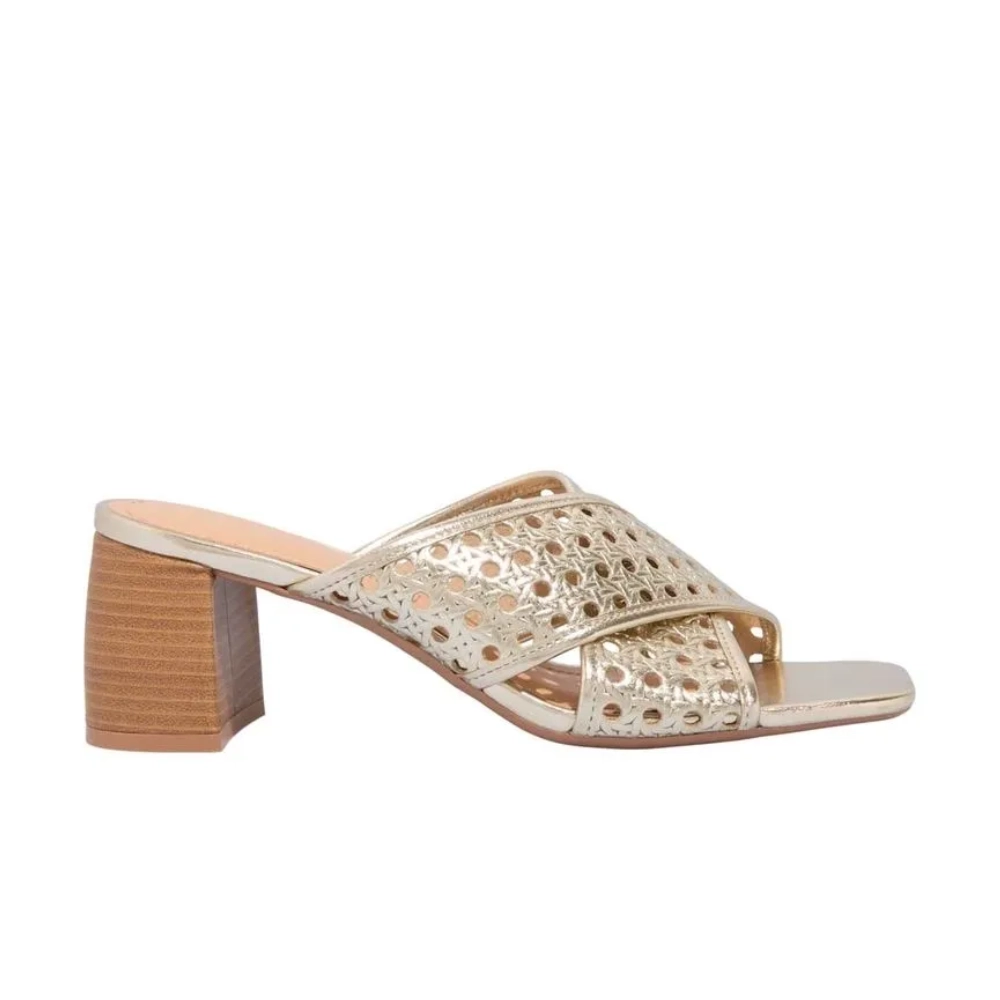 Tamanco Mule Couro Trisse Ouro Light - Santa Lolla